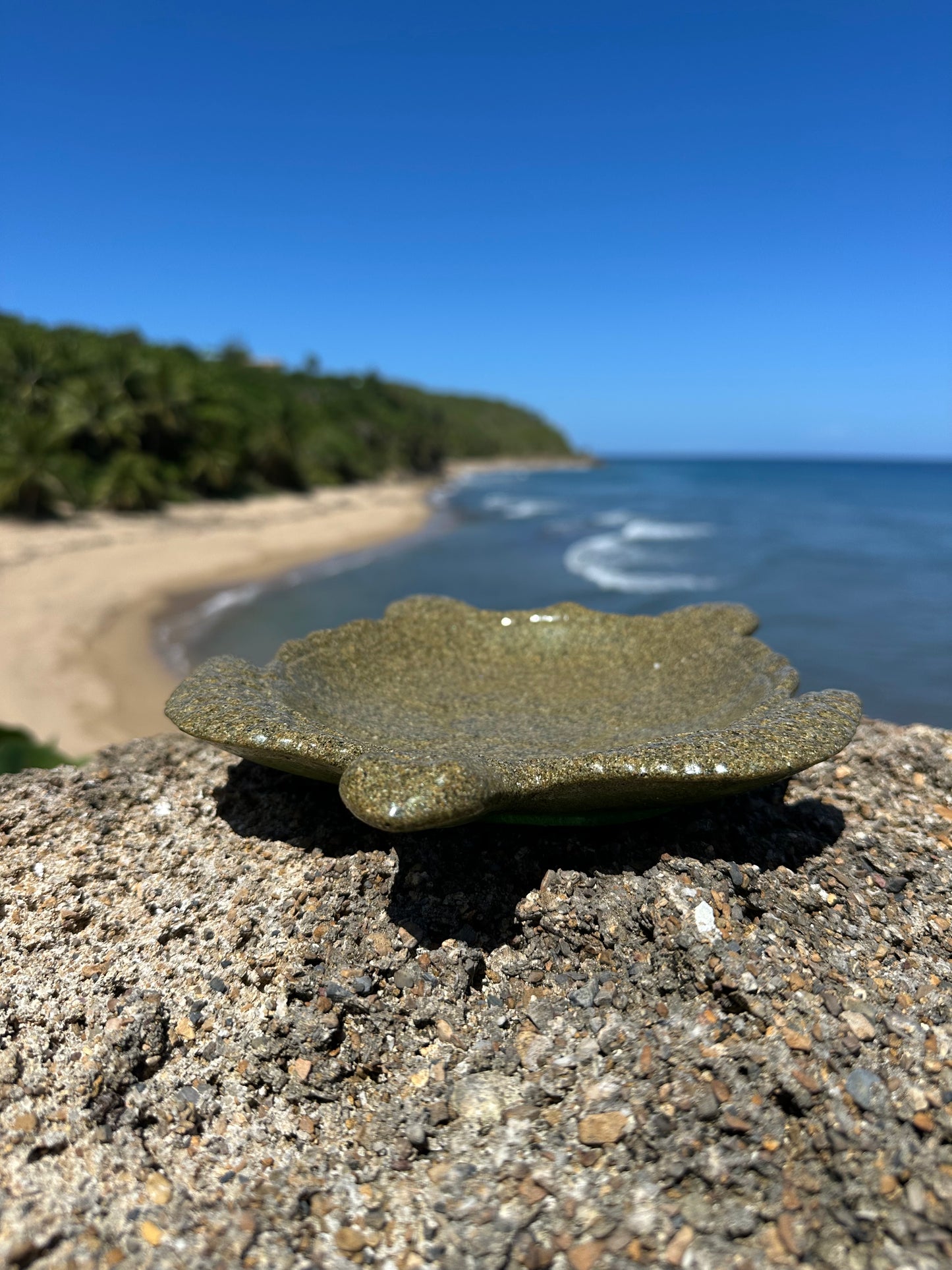 π’ Turtle Tray β Mineral Resin Edition
Handcrafted with food-safe crystal-clear mineral resin. Inspired by the sea.