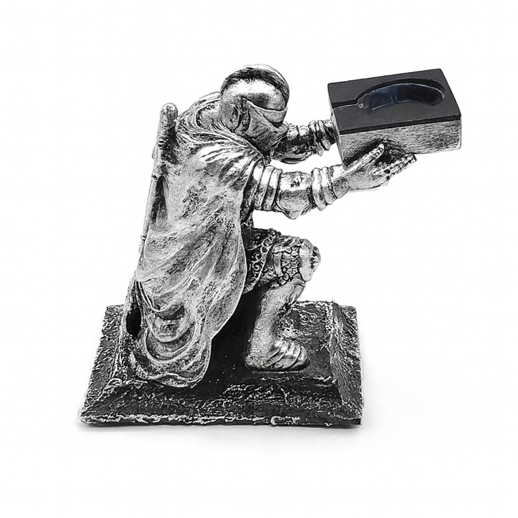 Knight Watch Holder Dock – Smartwatch Charging Stand & Display for Apple Watch by Wave & Hang