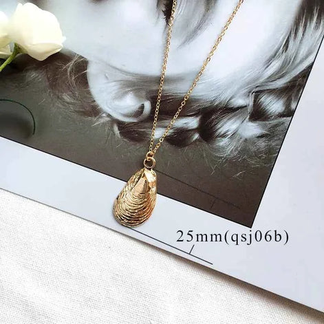 Alloy Shell Necklace | Ocean Life Pendant for Women – Elegant Beach Jewelry Gift