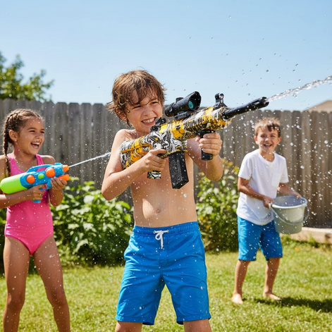 Electric Graffiti Water Gun – Automatic Rechargeable Spray Blaster by Wave & Hang