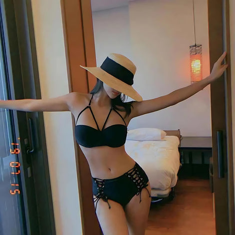 Sexy Black Bikini Set – Timeless Swimwear for Bold & Confident Women by Wave & Hang