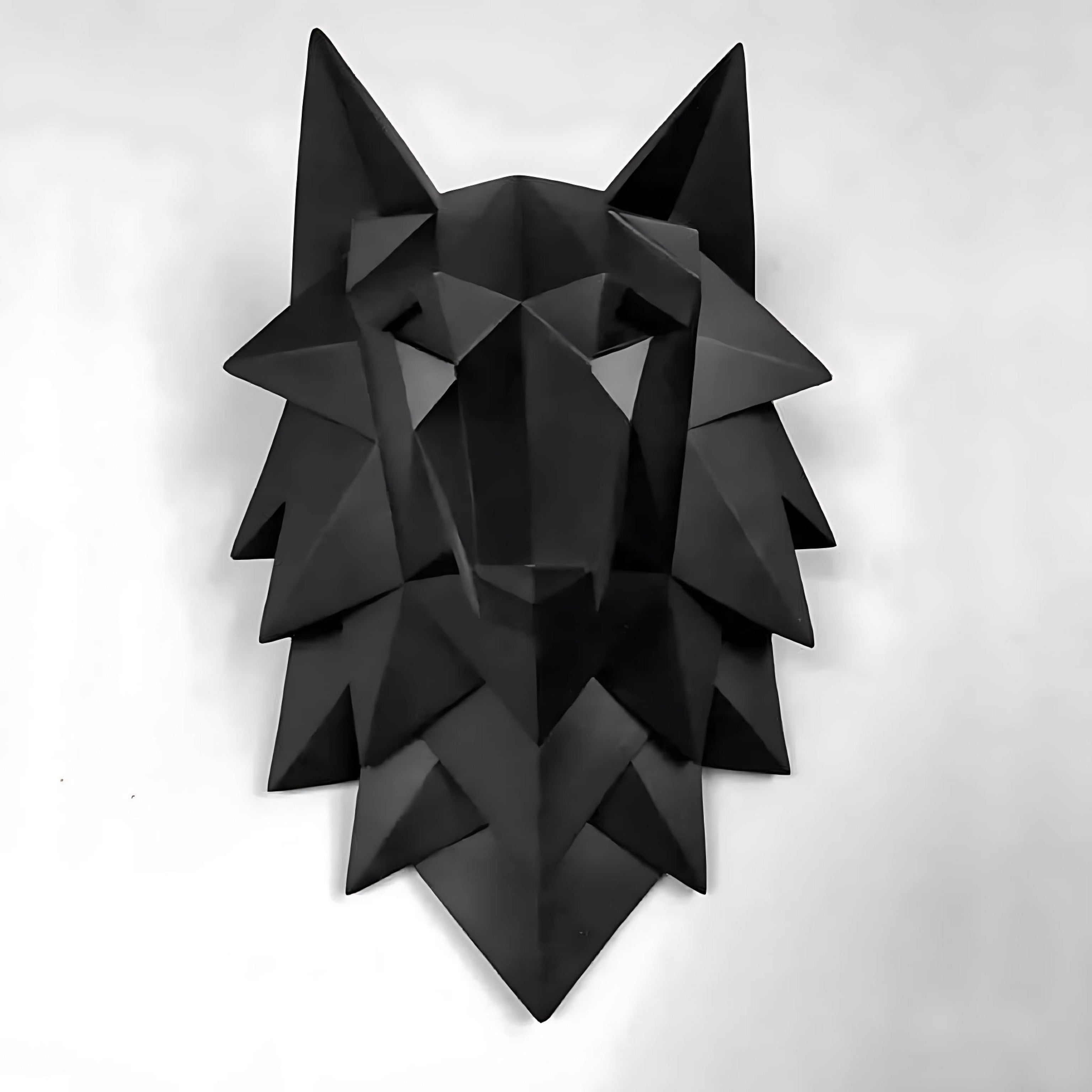 Geometric Wolf Head Wall Decor | Modern 3D Resin Wall Art | Nordic Animal Sculpture for Living Room & Bedroom