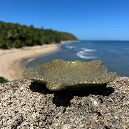 Turtle Tray – Handmade Mineral Resin Coastal Decor | Food-Safe