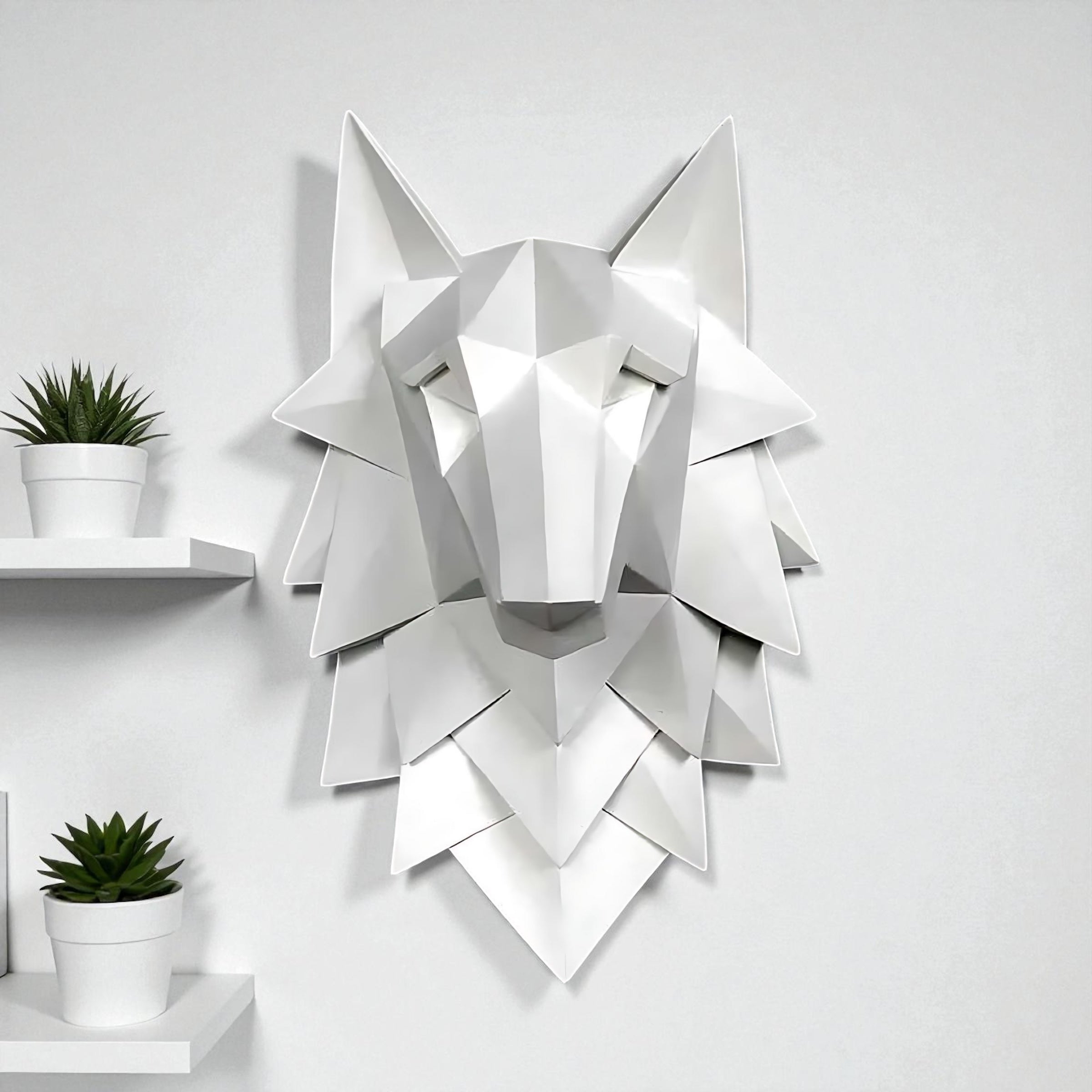 Geometric Wolf Head Wall Decor | Modern 3D Resin Wall Art | Nordic Animal Sculpture for Living Room & Bedroom