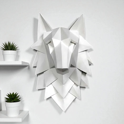 Geometric Wolf Head Wall Decor | Modern 3D Resin Wall Art | Nordic Animal Sculpture for Living Room & Bedroom
