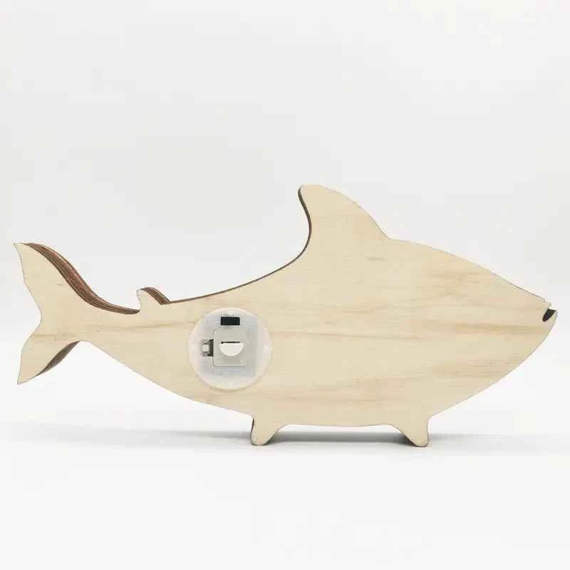Wooden Fish Carving – Creative Ocean Art Desktop & Shelf Decor
