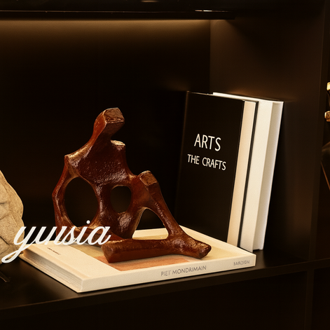 Minimalist Abstract Bookend Sculpture – Modern Resin Decorative Art (Single)