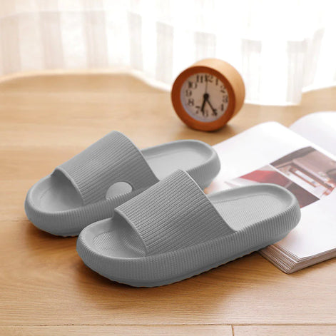 CloudStep™ Platform Beach Slippers – Cushioned Comfort for Summer