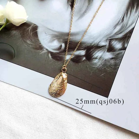 Alloy Shell Necklace | Ocean Life Pendant for Women – Elegant Beach Jewelry Gift
