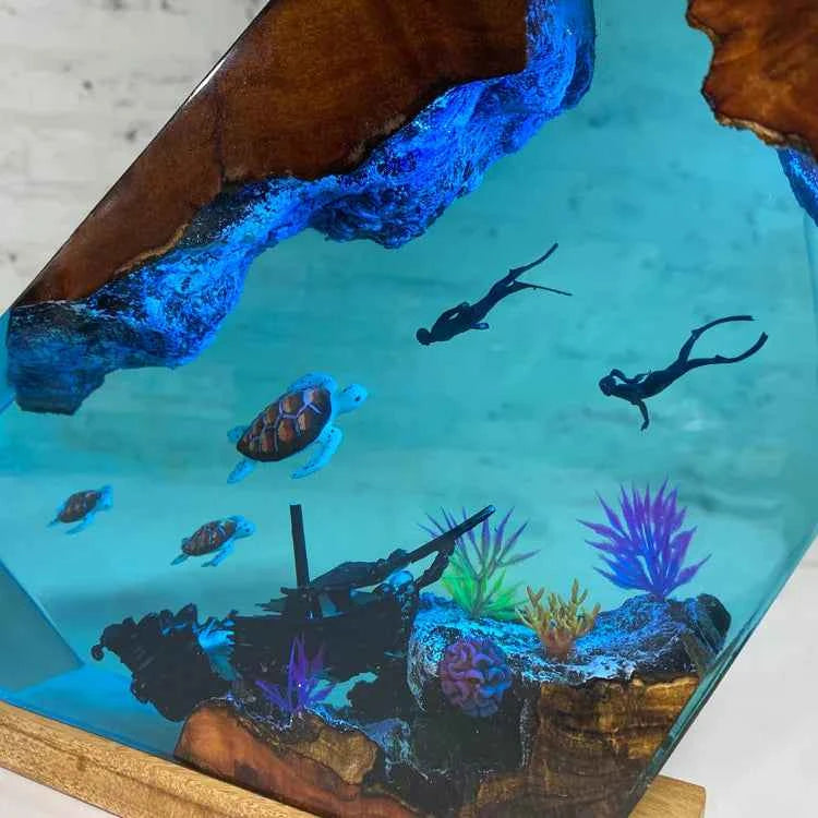 Shipwreck Sea Turtle Ocean Night Lamp – LED Ocean Decor