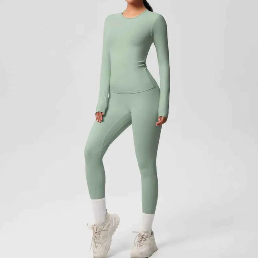 Premium Double-Sided Yoga Suit – Seamless, Stretch & Comfort