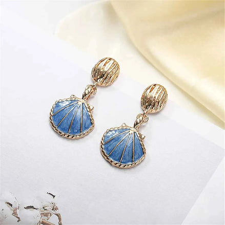 Vintage Ocean Shell Stud Earrings
